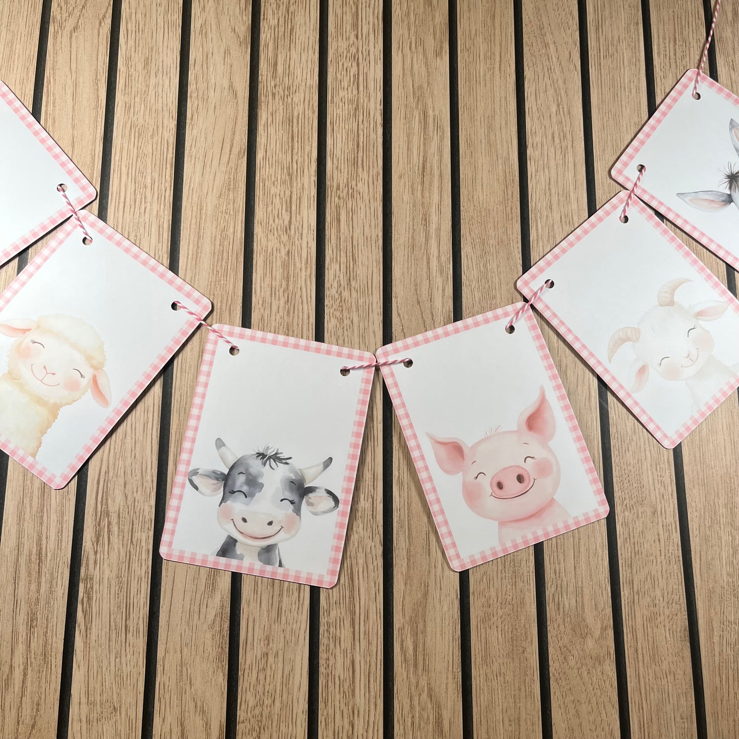Farmyard Animal Portrait Bunting with Gingham Edge