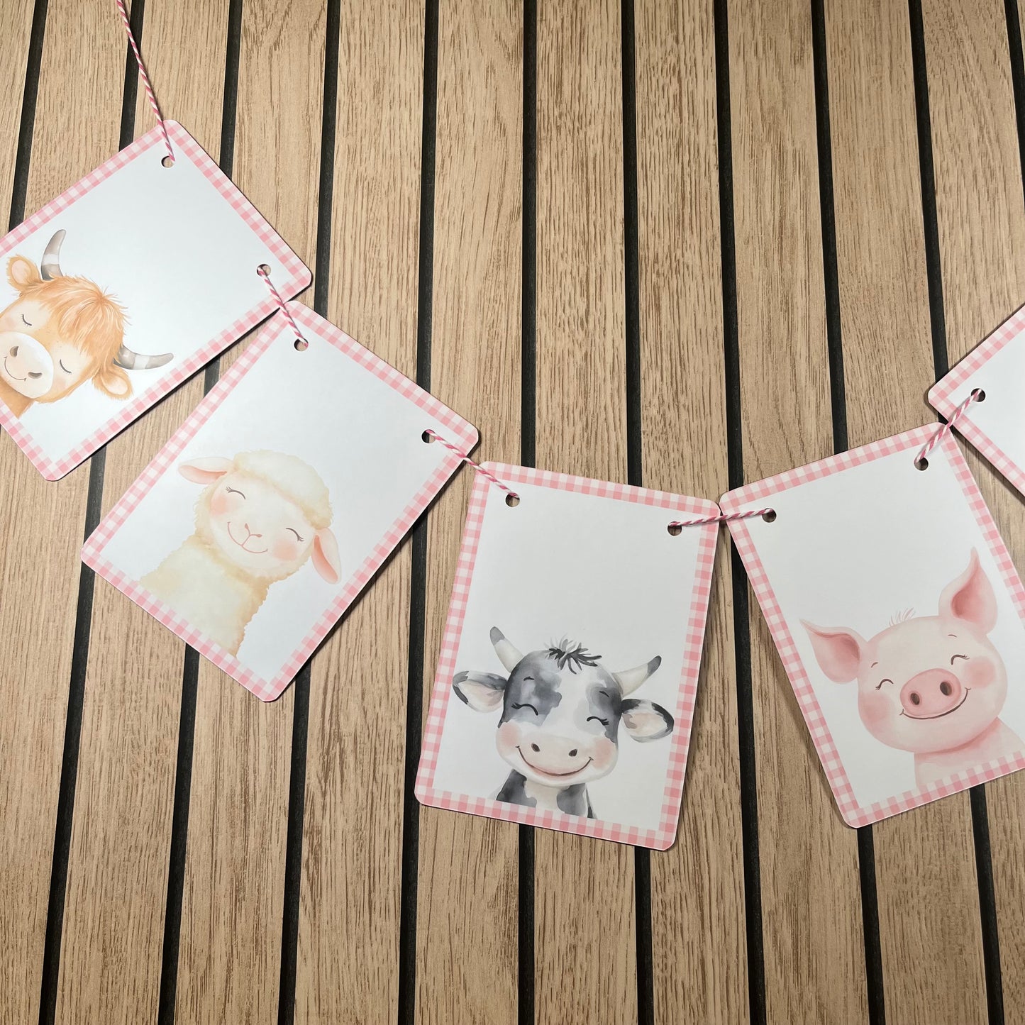 Farmyard Animal Portrait Bunting with Gingham Edge