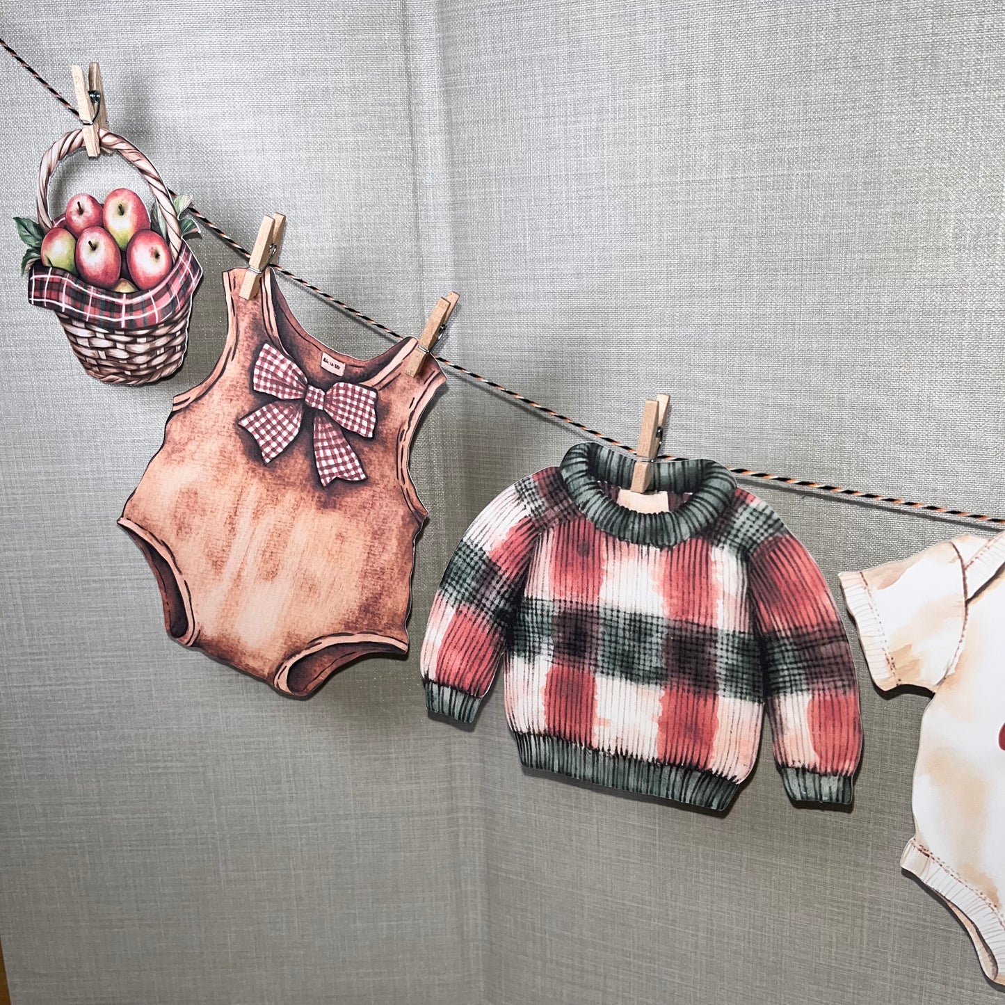 Apple of Our Eye Baby Shower Bunting – Baby Clothes & Accessories Garland Decoration