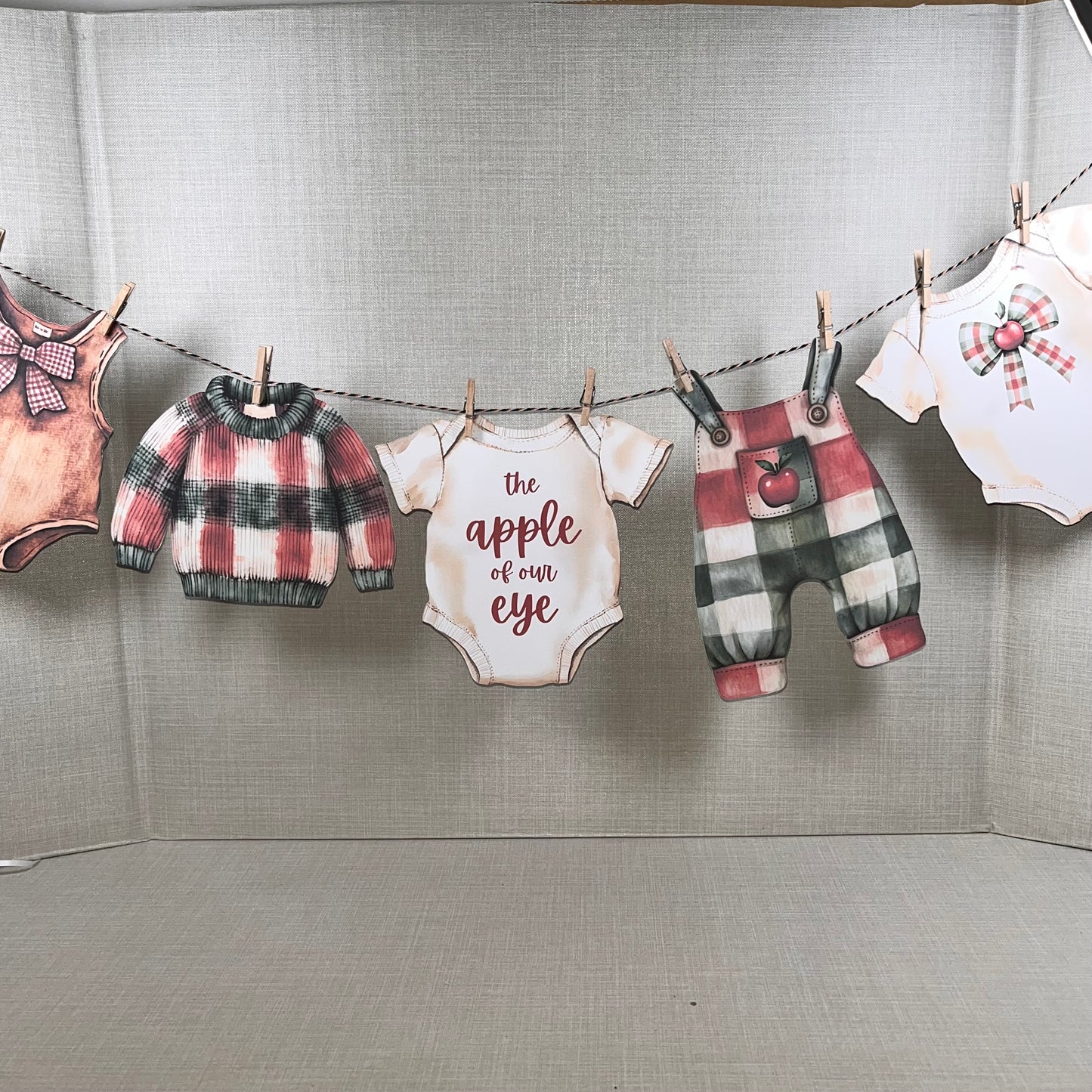 Apple of Our Eye Baby Shower Bunting – Baby Clothes & Accessories Garland Decoration